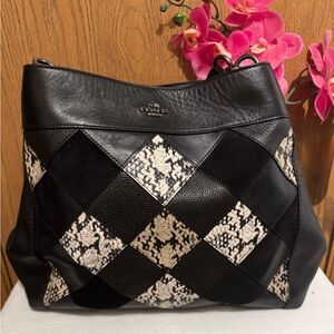 COACH LEXY SHOULDER BAG IN SNAKE PATCHWORK LEATHER F57509)
ANTIQUE NICKEL/BLACK